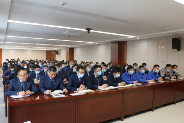 星空网站网页版页面入口-星空(中国)
召开2021年工作总结表彰暨2022年工作安排部署会议(图6)