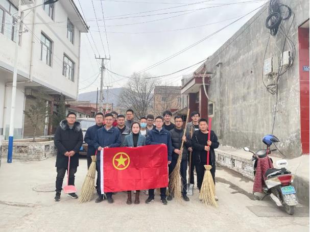星空网站网页版页面入口-星空(中国)
团委开展“学雷锋义务清扫活动”(图3)