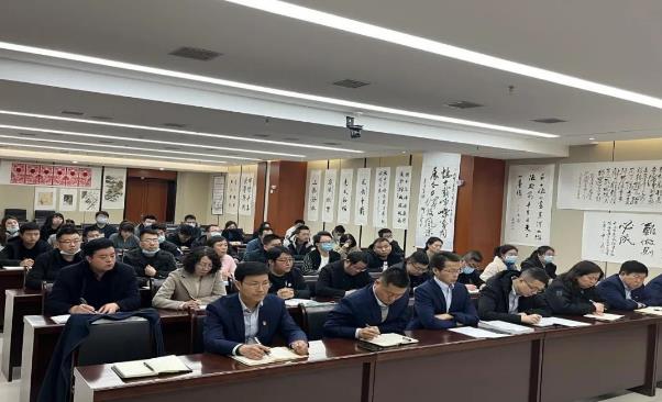 星空网站网页版页面入口-星空(中国)
召开划转企业全体员工会议(图2)