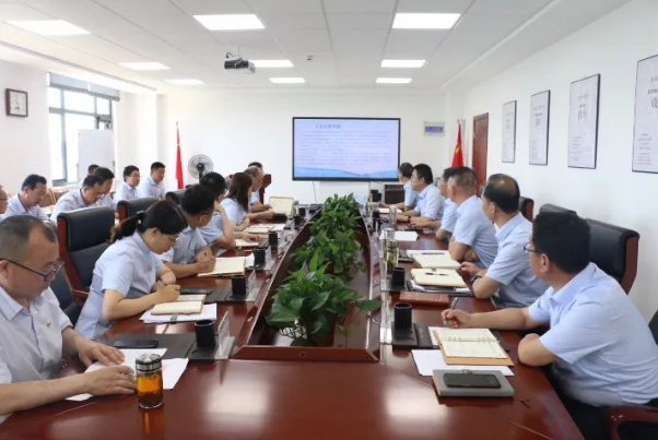 星空网站网页版页面入口-星空(中国)
召开党委理论中心组集体学习会议(图2)
